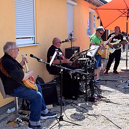 Band AWO Rockers: Vier Männer mit Instrumenten